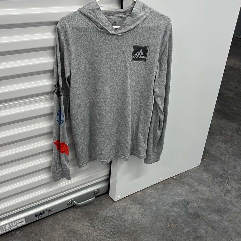 Adidas Gray Long Sleeves Hoodie Tee Logo Regular Fit Coupe Standard Women’s XL